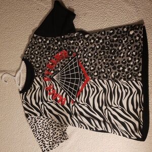 Black Pyramid Graphic Tee